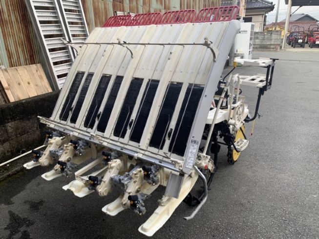 田植機 YR4S-RZ 写真４